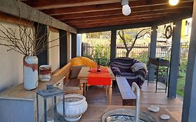Flat In Cottage Close To The Centre Parking, Wifi, Bbq